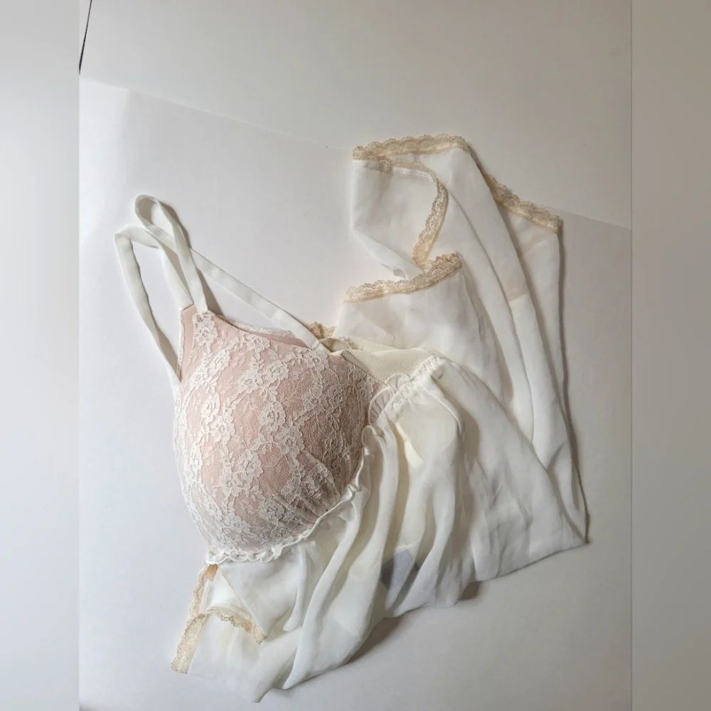 Elegant Cream Lace Chemise